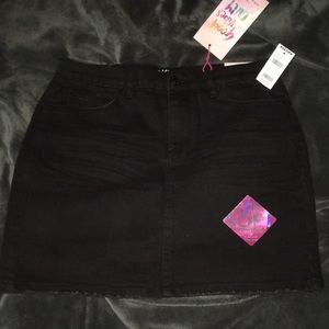 Tillys black denim skirt
